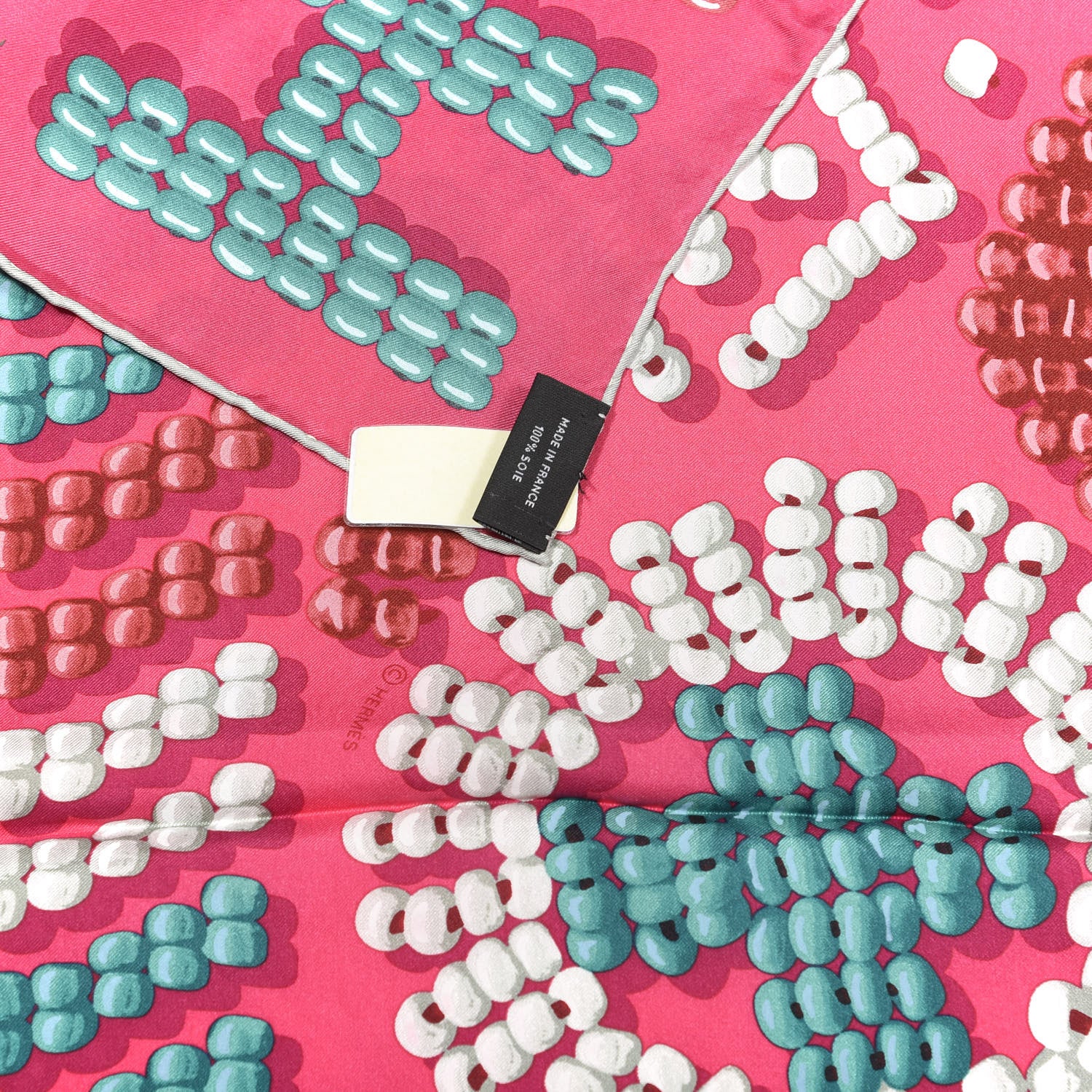 Hermes Silk Kelly En Perles Wash Scarf 140 Rose Indien Canard Gris Perle 3 of 3