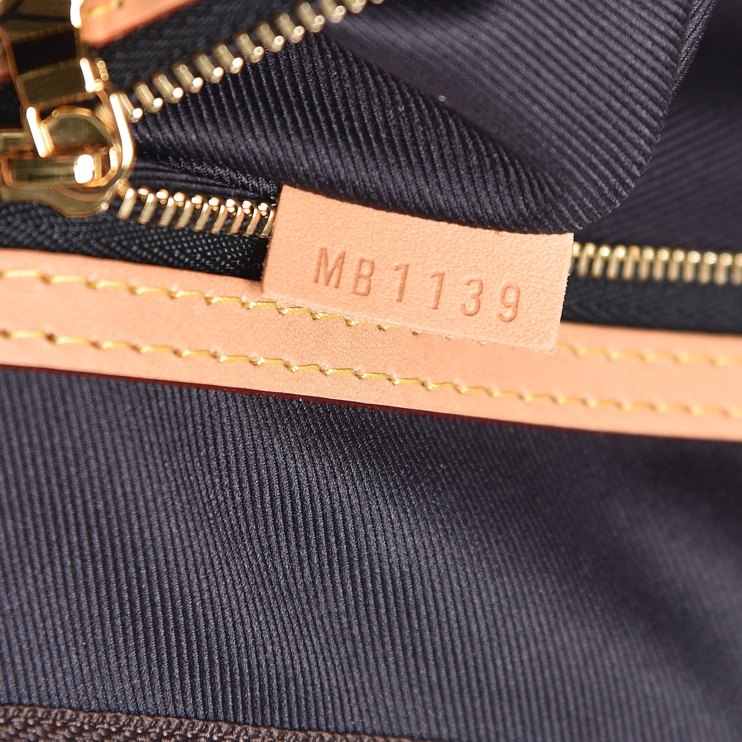 Reverse Monogram Giant Keepall Bandouliere 50