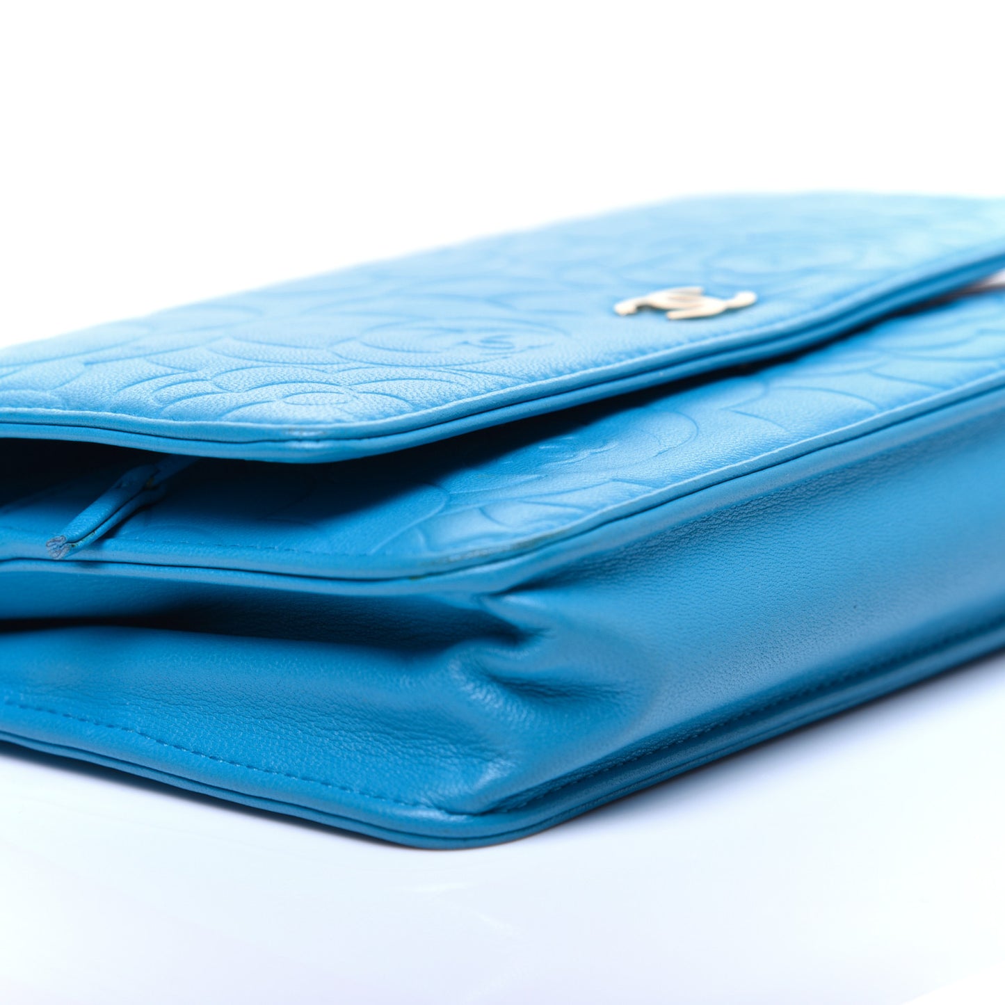 Lambskin Camellia Embossed Wallet On Chain WOC Turquoise