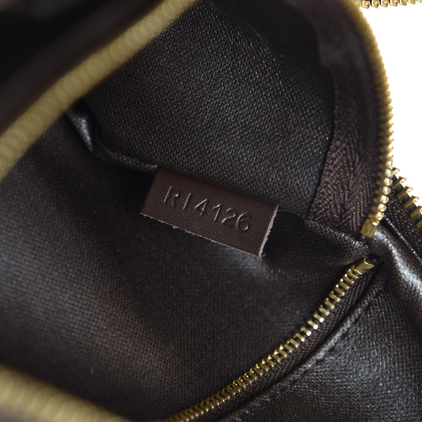 Damier Ebene Toiletry Bag 25