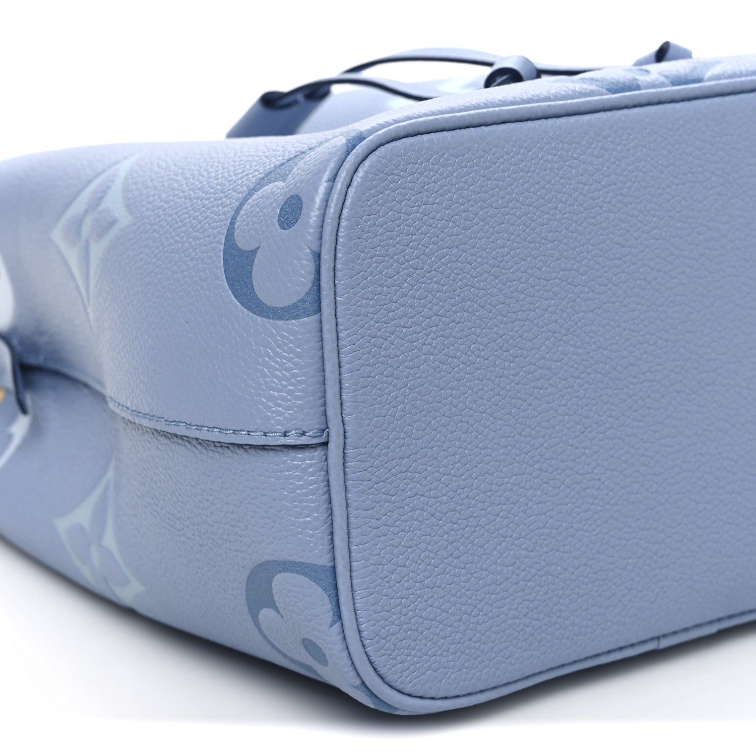Louis Vuitton Empreinte Monogram Giant By The Pool Neonoe BB Summer Blue 8 of 9
