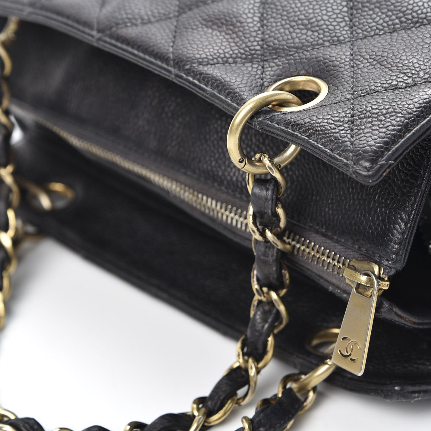 Caviar Quilted Petit Timeless Tote PTT Black