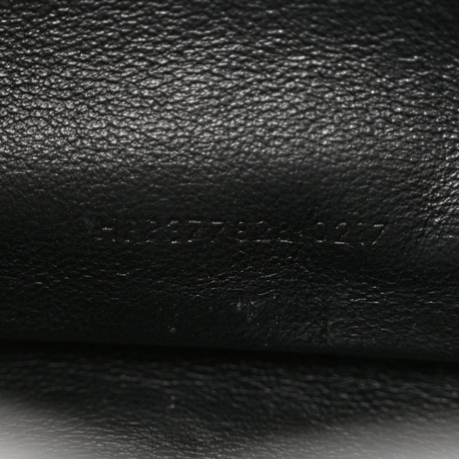 Saint Laurent Grain De Poudre Matelasse Chevron Monogram Chain Wallet Black 8 of 13