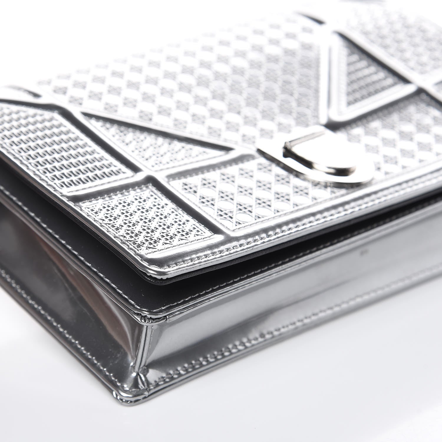 Christian Dior Metallic Patent Micro-Cannage Diorama Wallet on Chain Pouch Silver 8 of 11