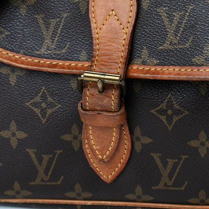 Louis Vuitton Monogram Messenger Bag 15 of 18