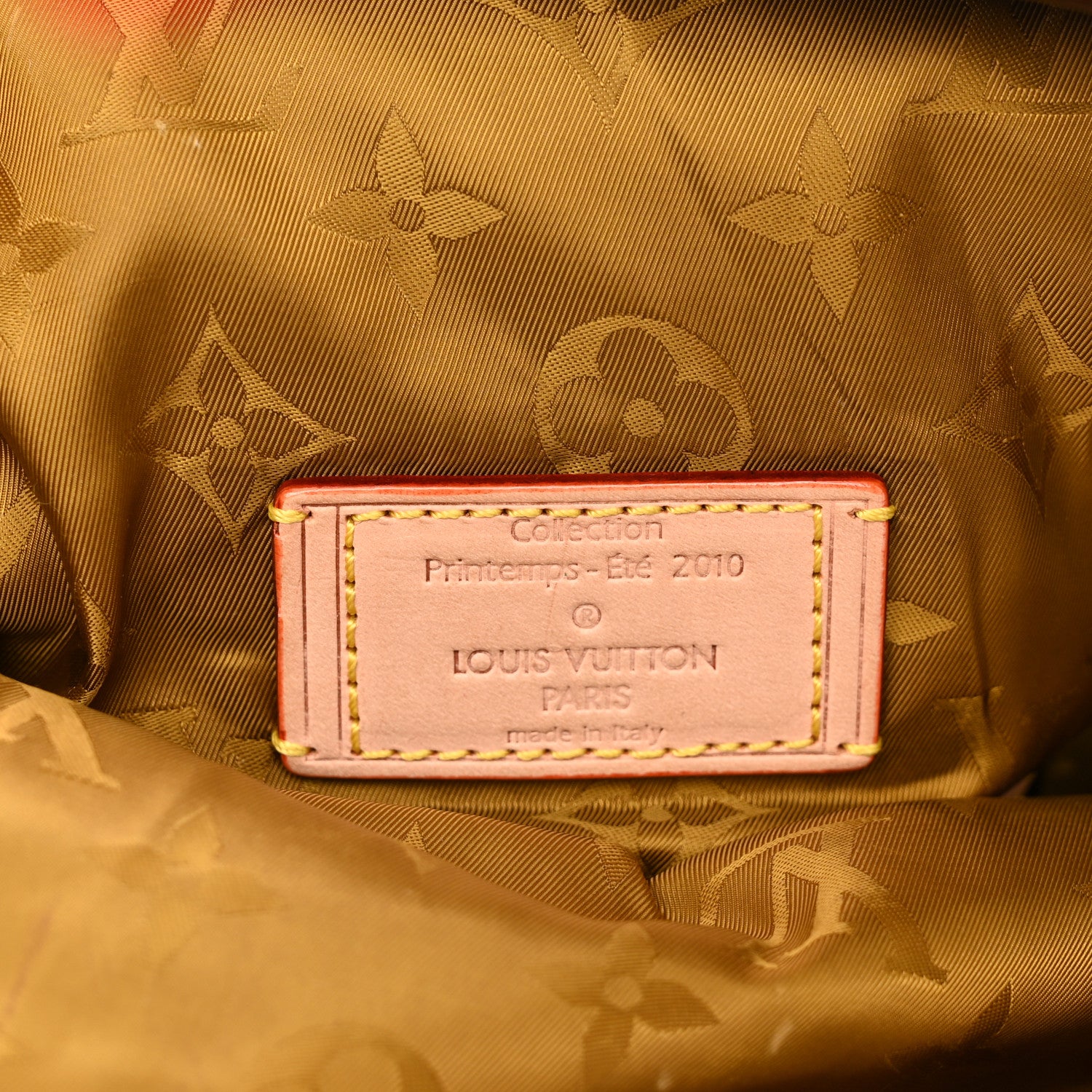 Louis Vuitton Patent Lambskin Raindrop Besace Moka 6 of 9
