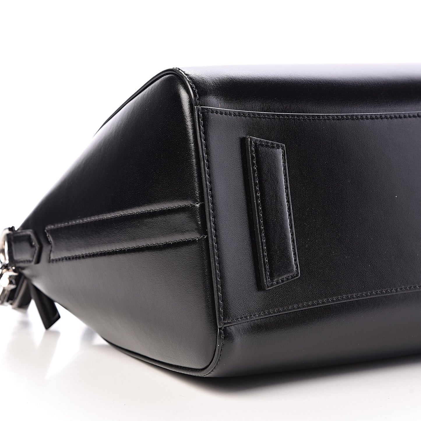 Shiny Lord Calfskin Small Antigona Black