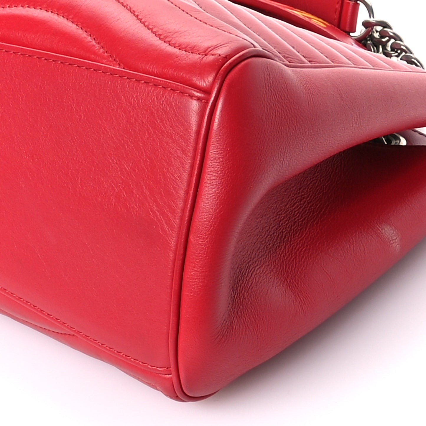 Calfskin New Wave Chain Tote Ecarlate