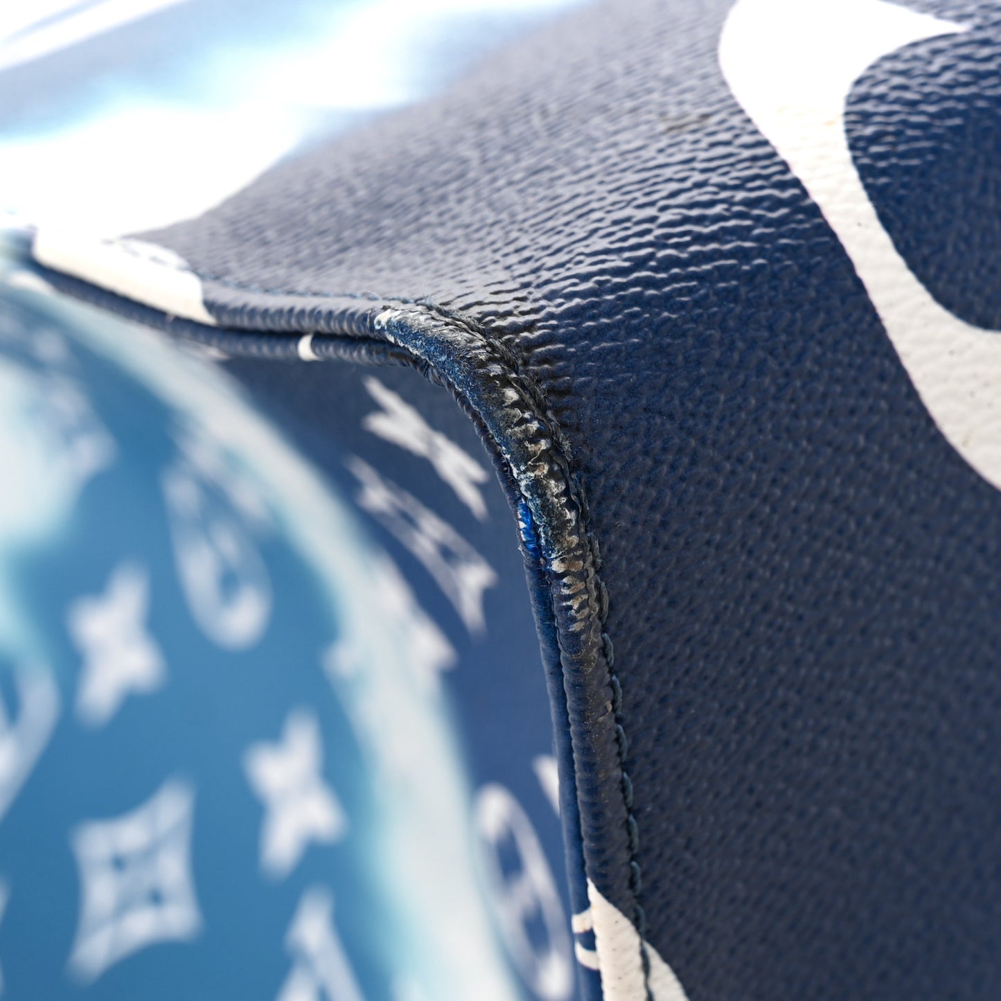 Monogram Escale Onthego GM Blue