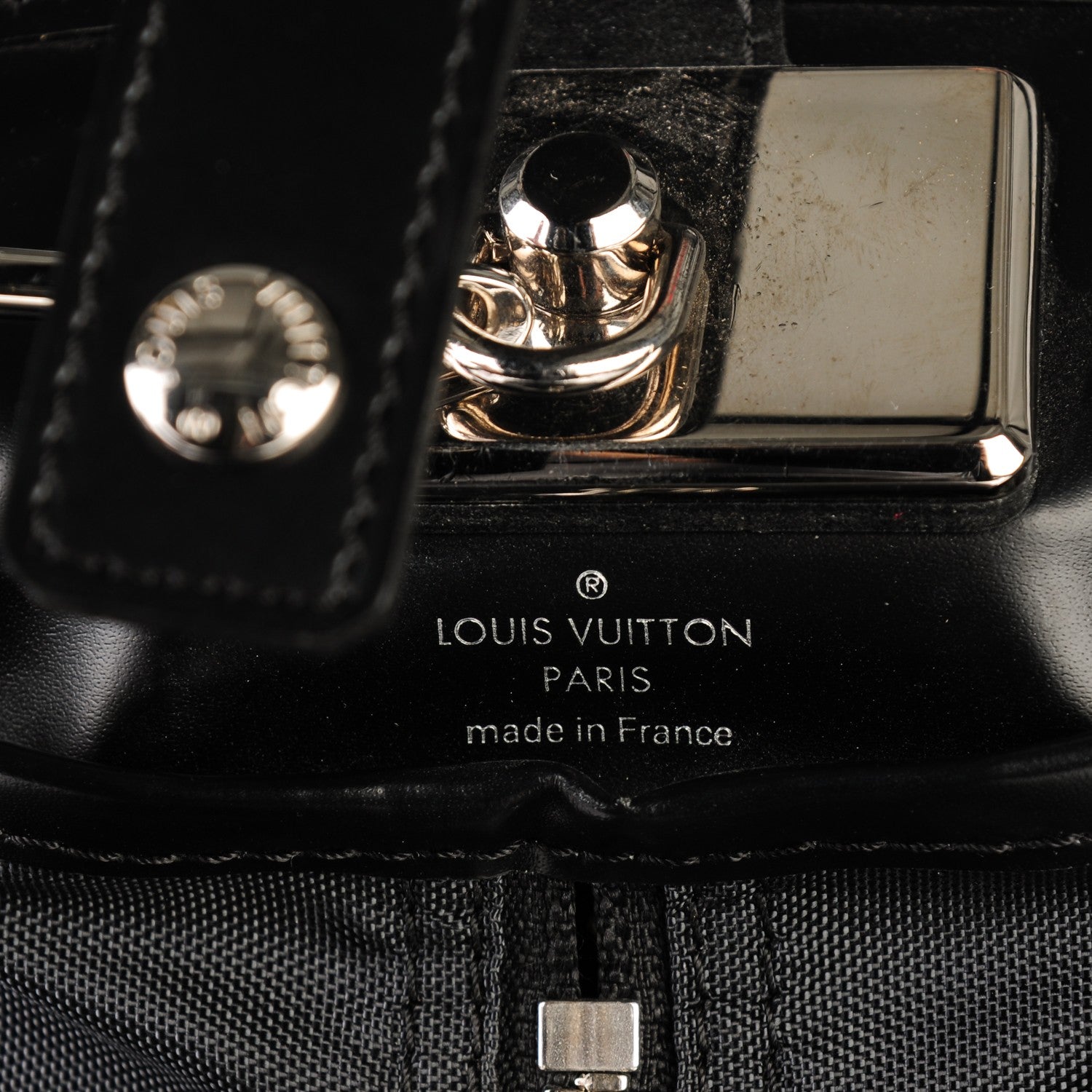 Louis Vuitton Damier Graphite Garment Cover Hanging Bag 7 of 7