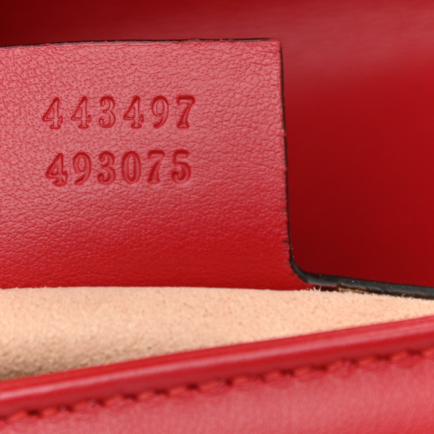 Calfskin Matelasse Small GG Marmont Shoulder Bag Hibiscus Red