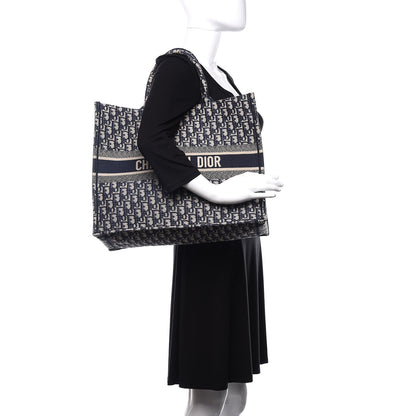 Christian Dior Oblique Book Tote Blue Multicolor 2 of 15