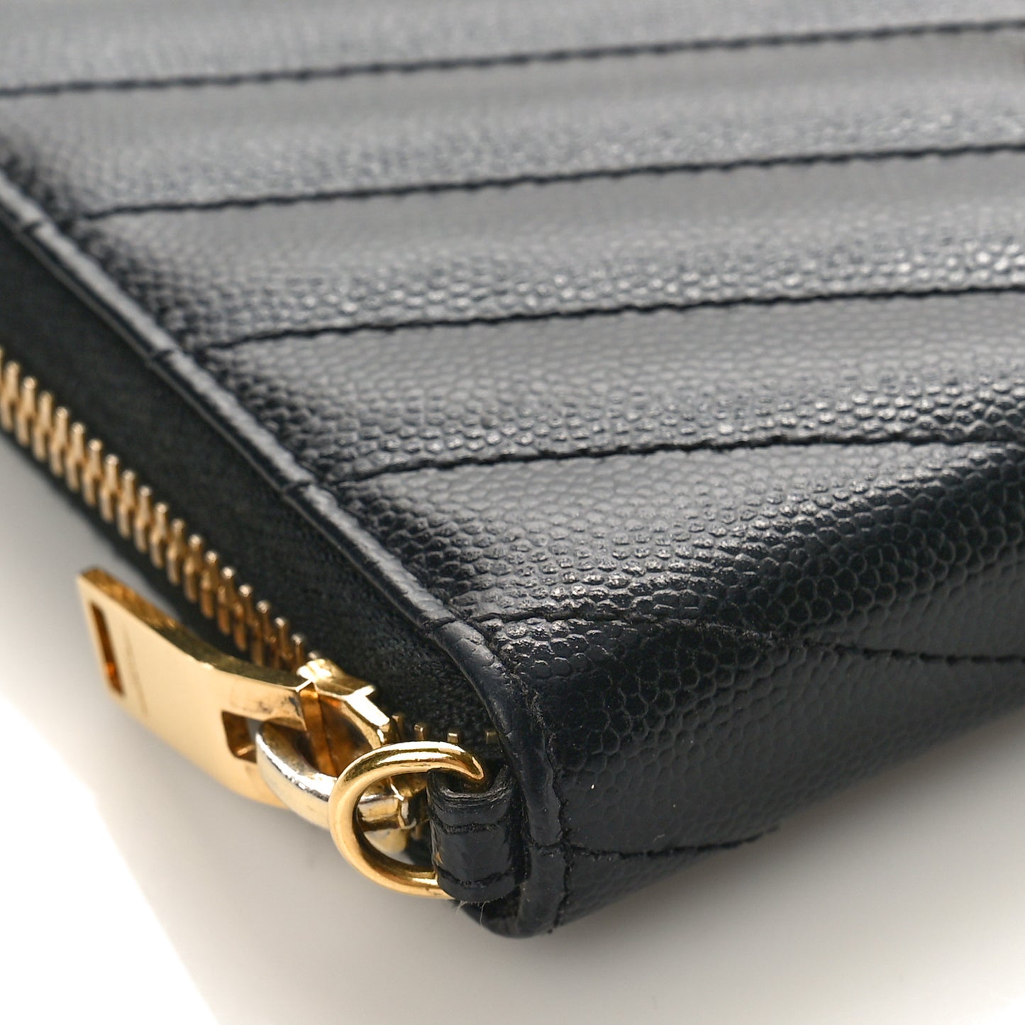 Grain De Poudre Matelasse Chevron Monogram Small Zip Around Wallet Black