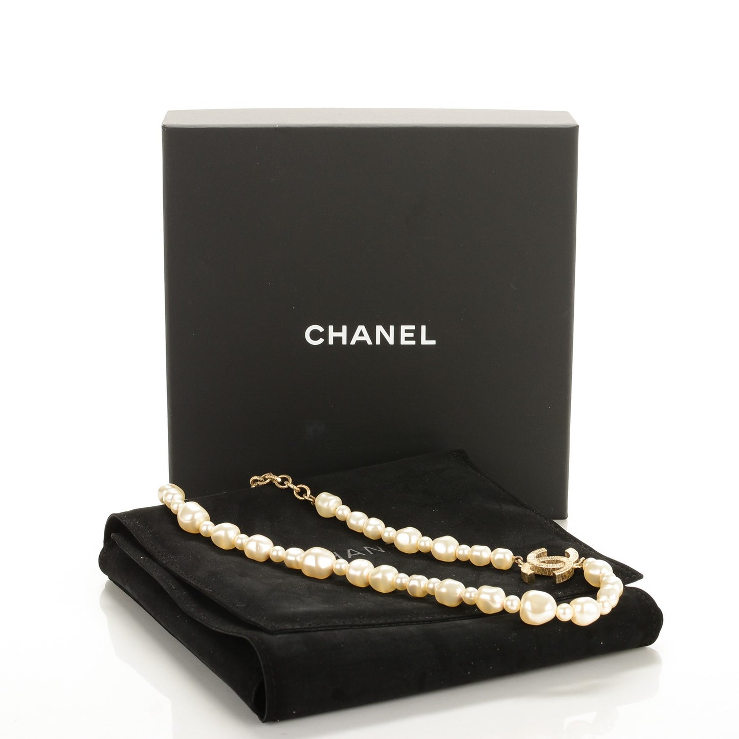 Irregular Pearl CC Short Necklace Gold