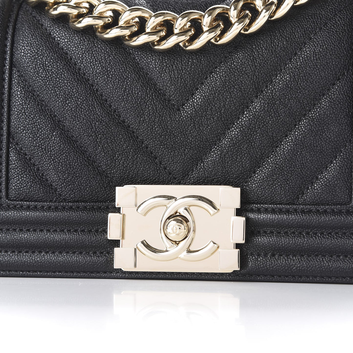 Caviar Chevron Quilted Small Boy Flap Black