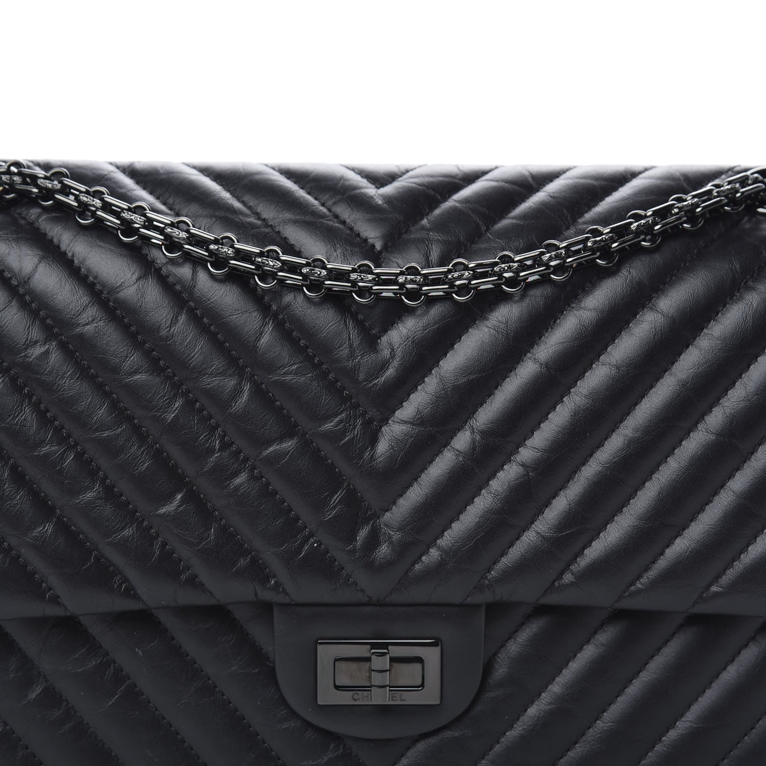 Chanel Aged Calfskin Chevron Quilted 2.55 Reissue 226 So Black 13 of 14