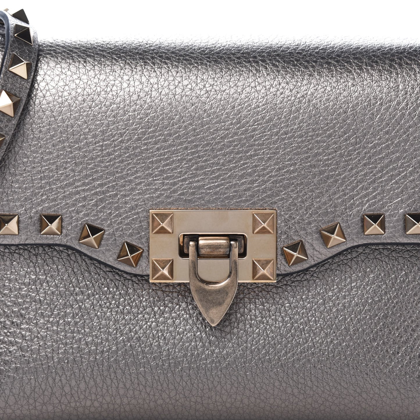 Metallic Pebbled Calfskin Medium Rockstud Flip Lock Crossbody Bag Sasso