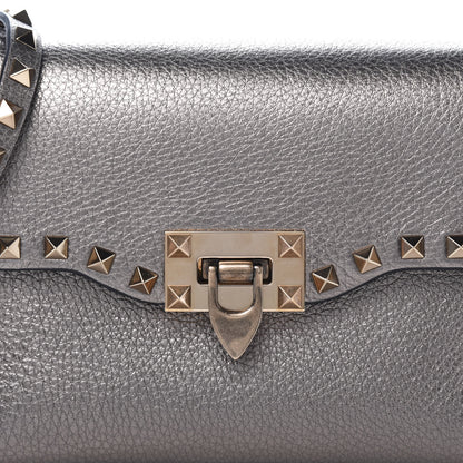 Valentino Garavani Metallic Pebbled Calfskin Medium Rockstud Flip Lock Crossbody Bag Sasso 9 of 9