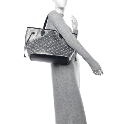 Louis Vuitton Monoglam Neverfull MM Blue 2 of 11