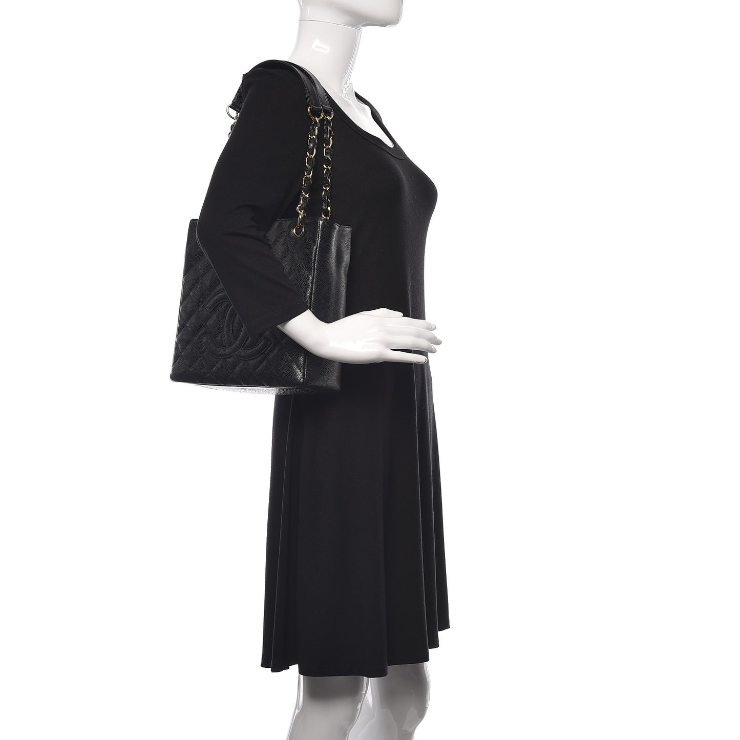 Caviar Quilted Petit Shopping Tote PST Black