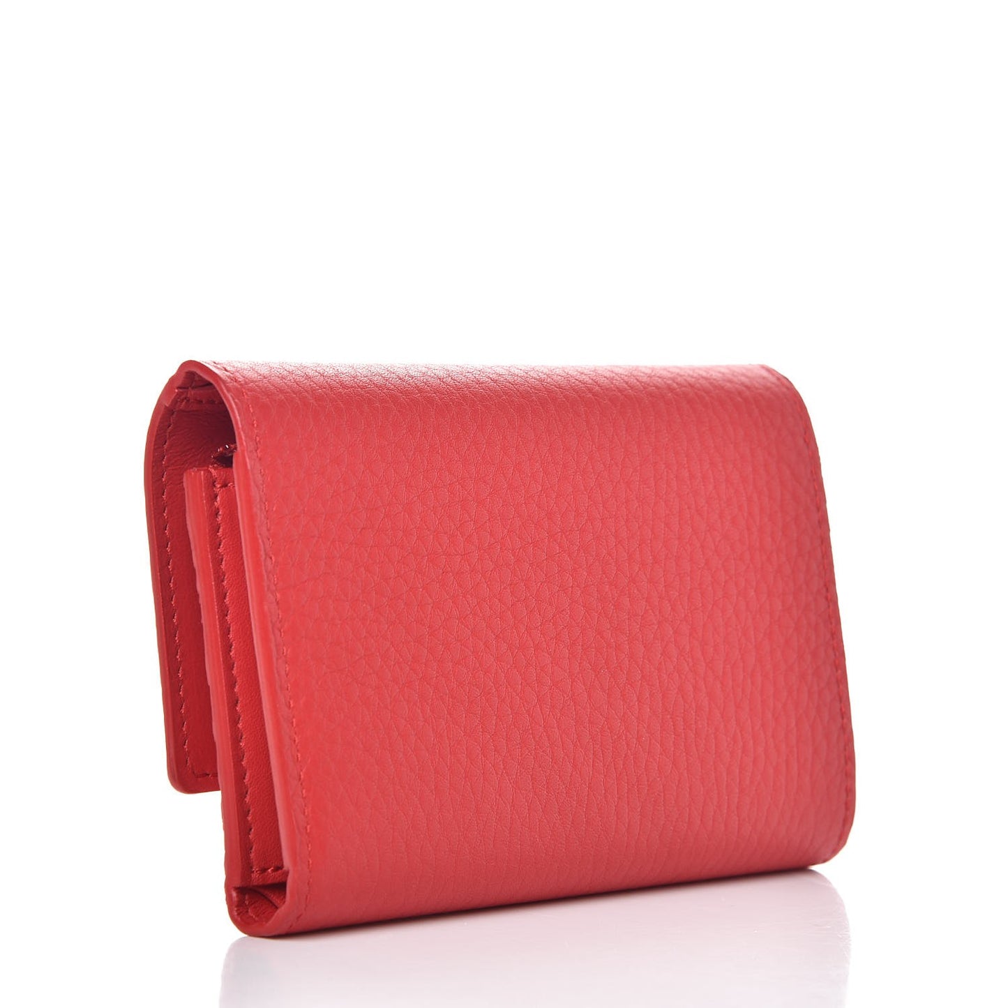 Taurillon Capucines Compact Wallet Rubis