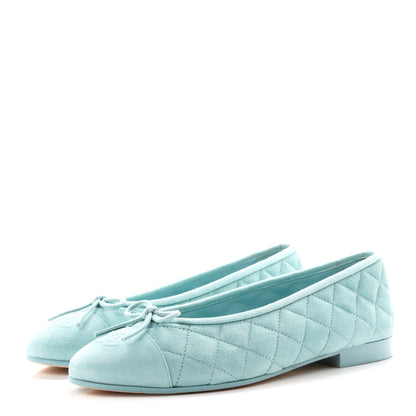 Chanel Suede Calfskin Quilted Cap Toe CC Ballerina Flats 38 Light Blue 4 of 9