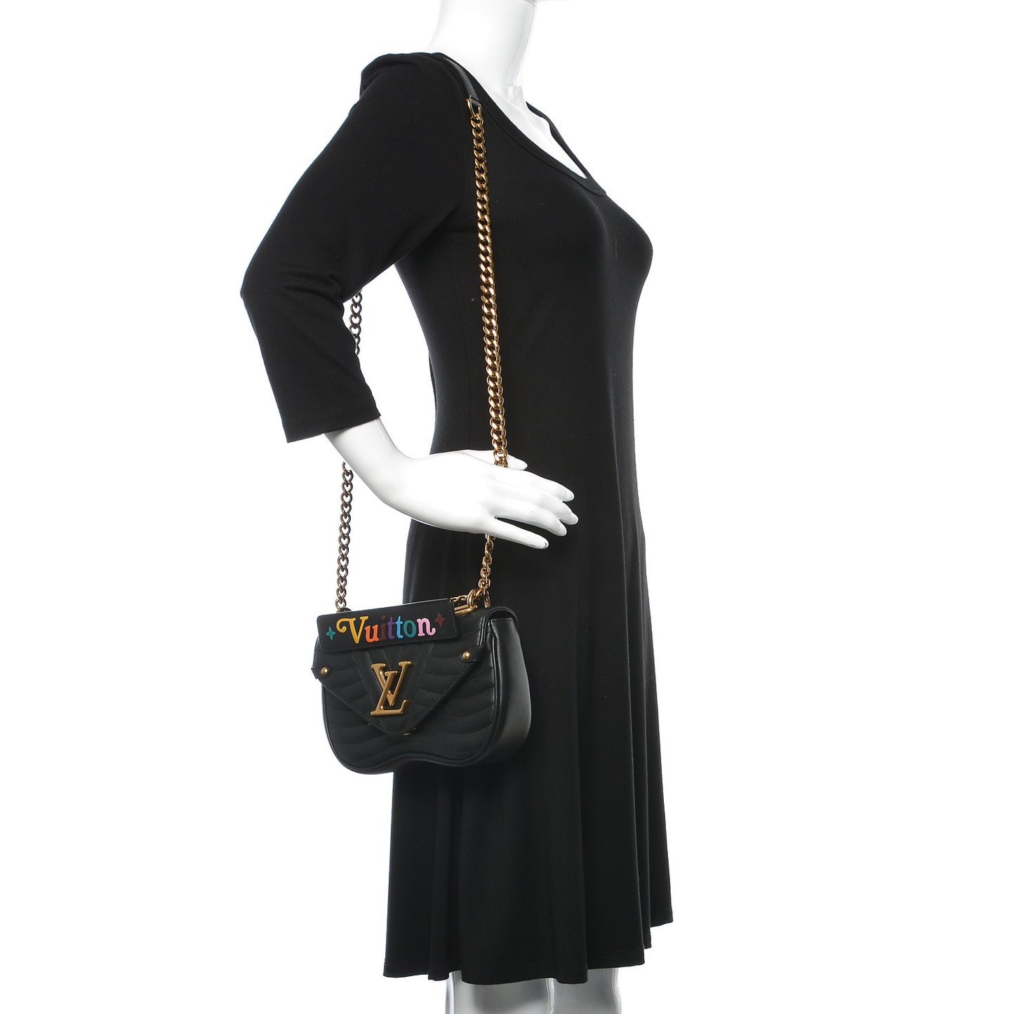 Calfskin New Wave Chain PM Black