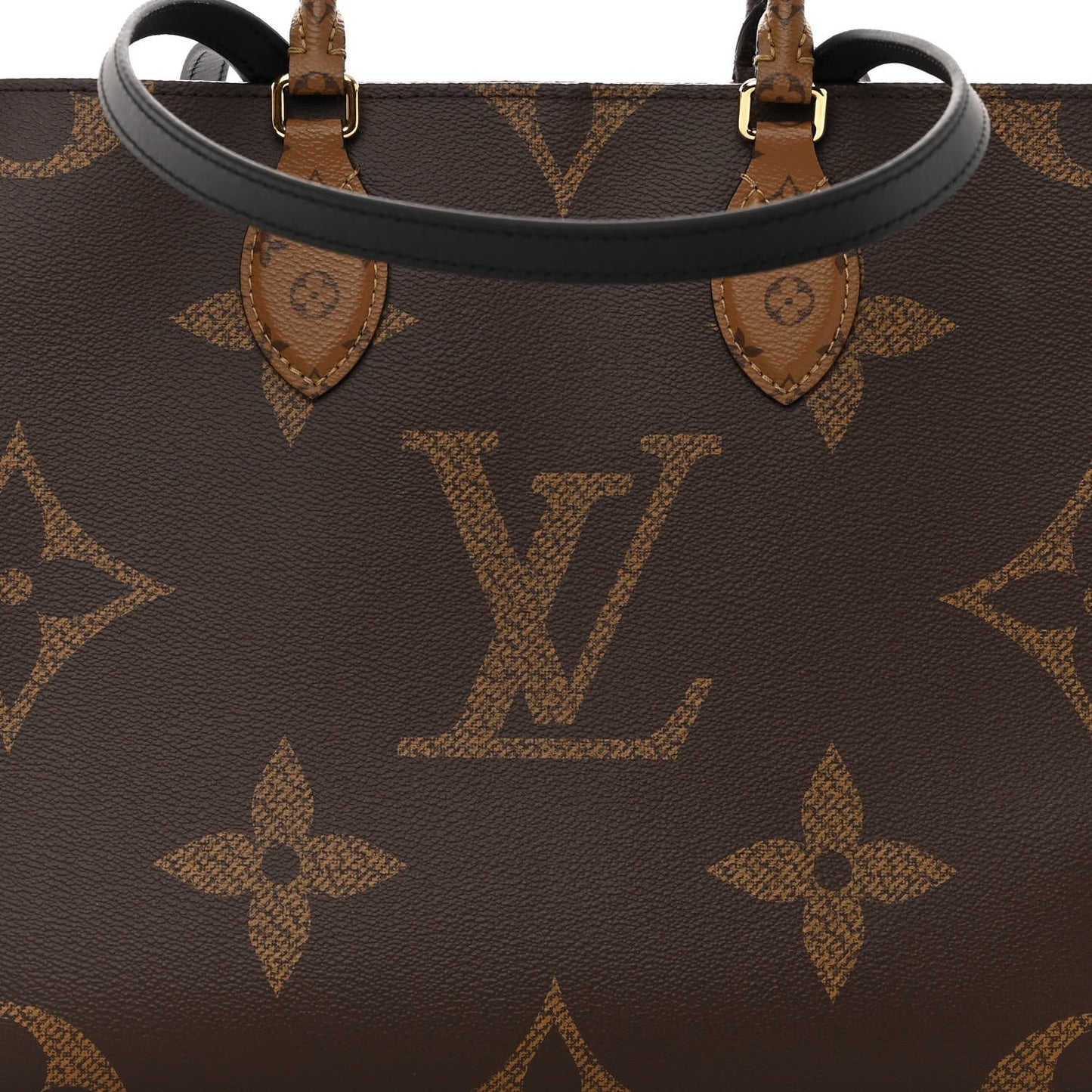 Reverse Monogram Giant Onthego MM