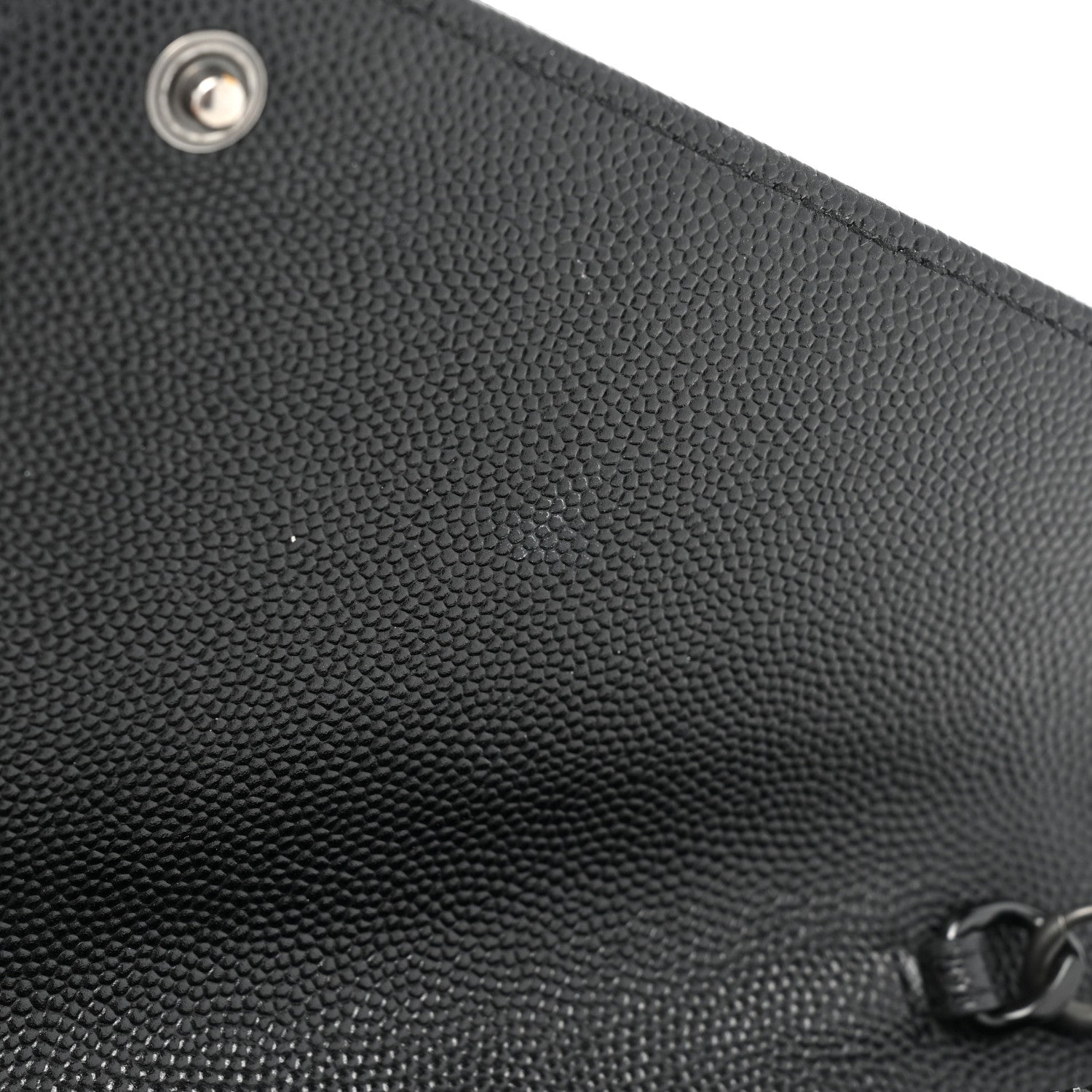 Saint Laurent Grain De Poudre Matelasse Chevron Monogram Monochrome Envelope Chain Wallet Black 11 of 16