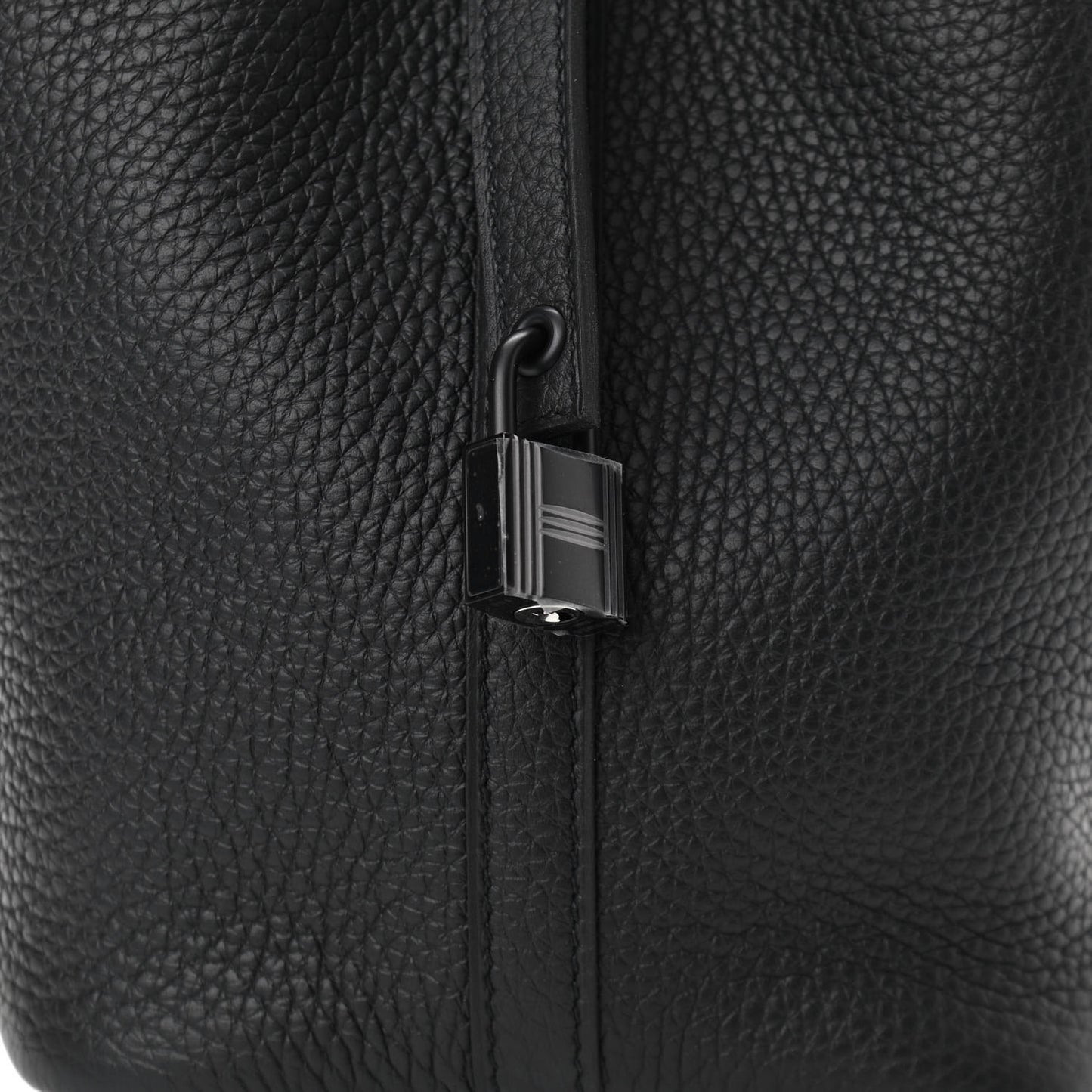 Taurillon Clemence Monochrome Picotin Lock 18 PM Black