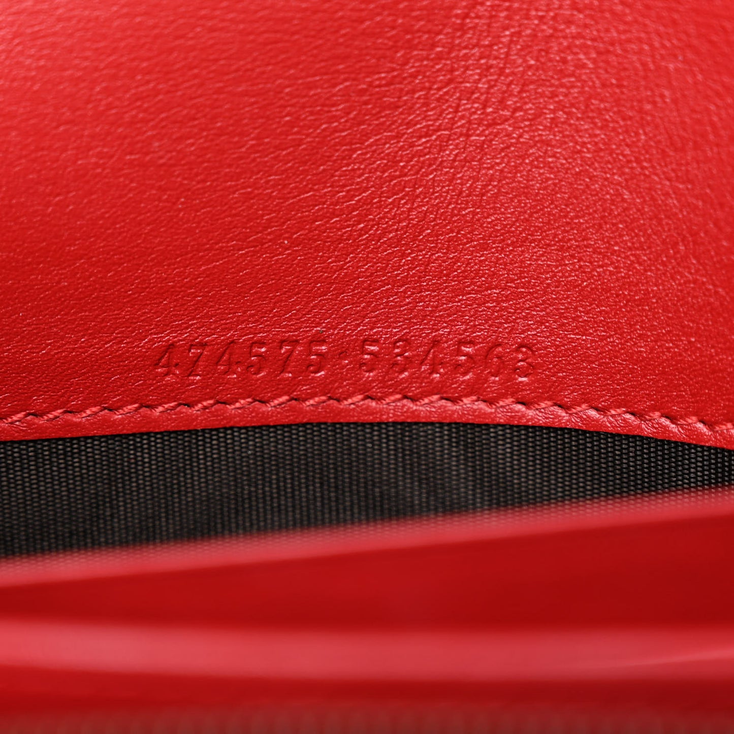 Calfskin Matelasse GG Marmont Chain Wallet Hibiscus Red