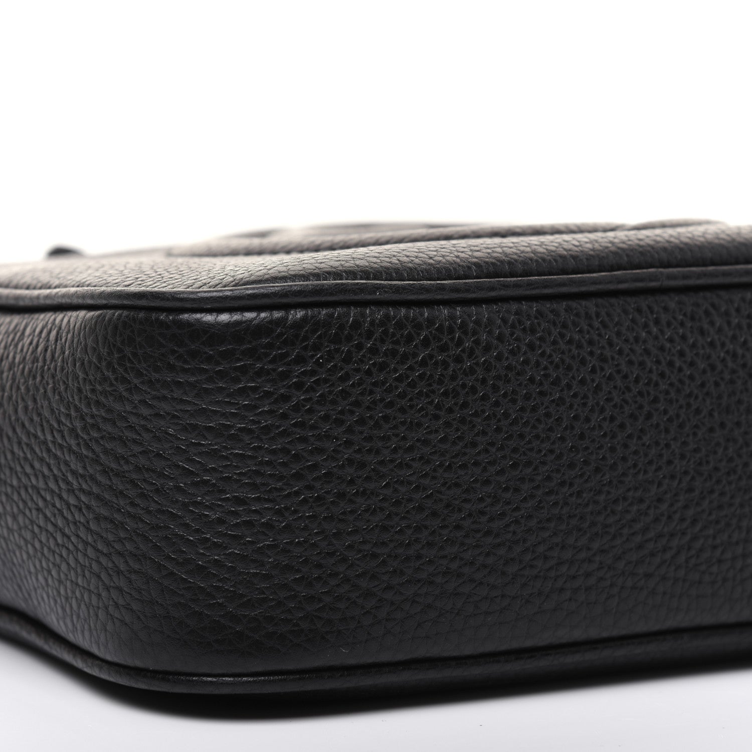 Gucci Pebbled Calfskin Small Soho Disco Bag Black 6 of 13