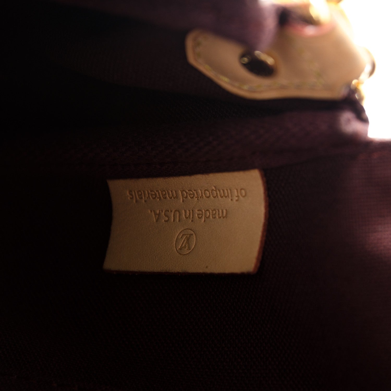 Louis Vuitton Monogram Favorite MM 7 of 8