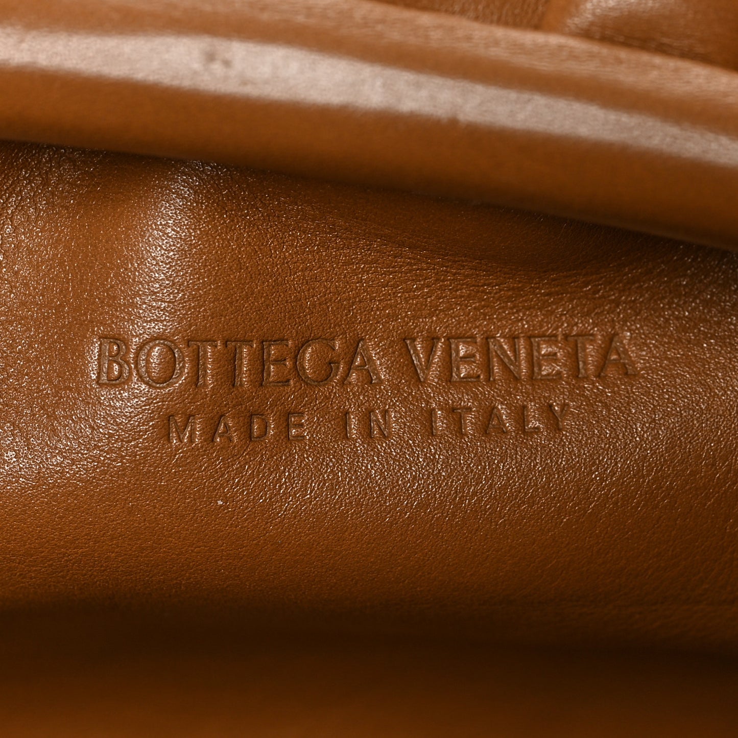 Smooth Butter Calf The Pouch Oversized Clutch Cammello