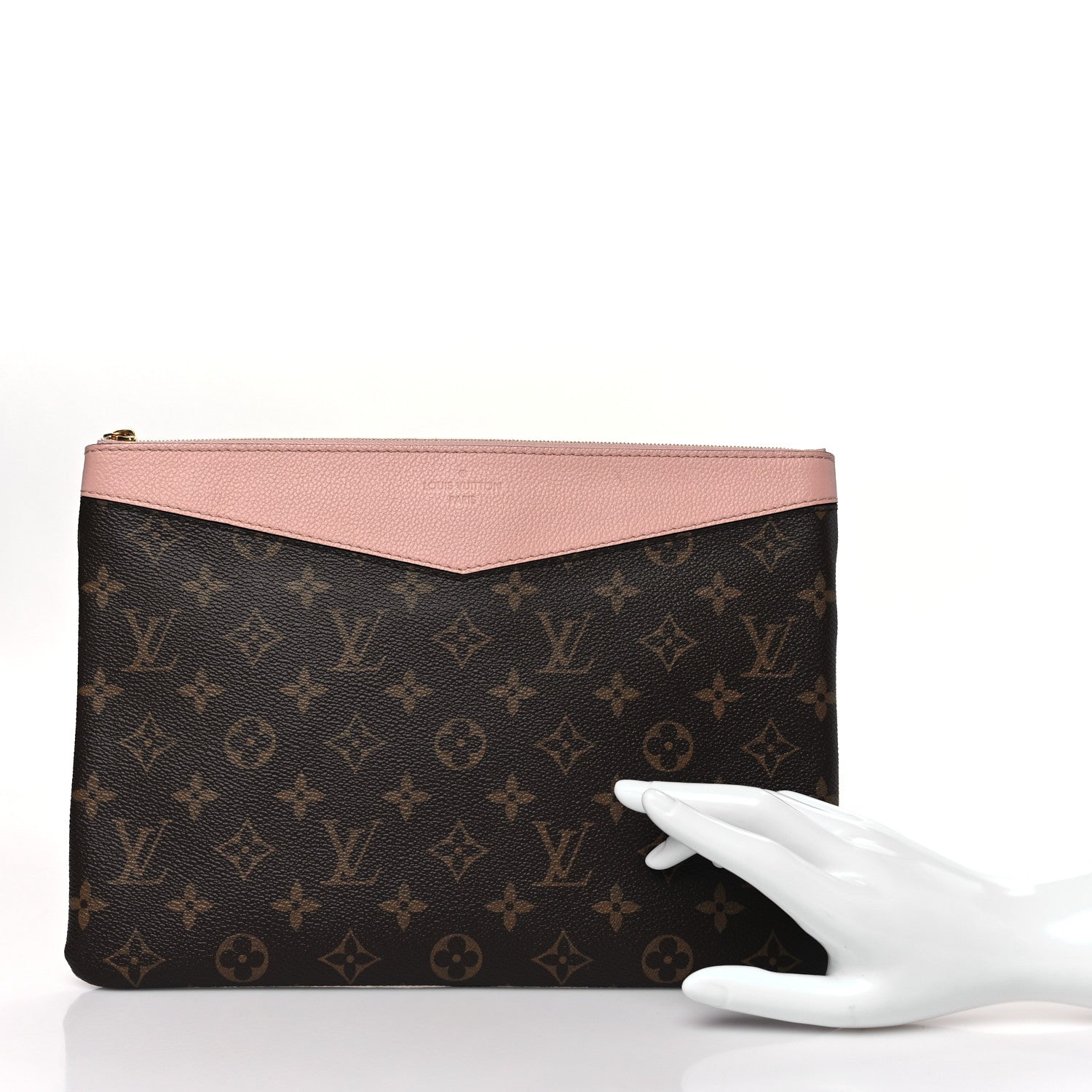 Louis Vuitton Monogram Daily Pouch Rose Poudre 2 of 8