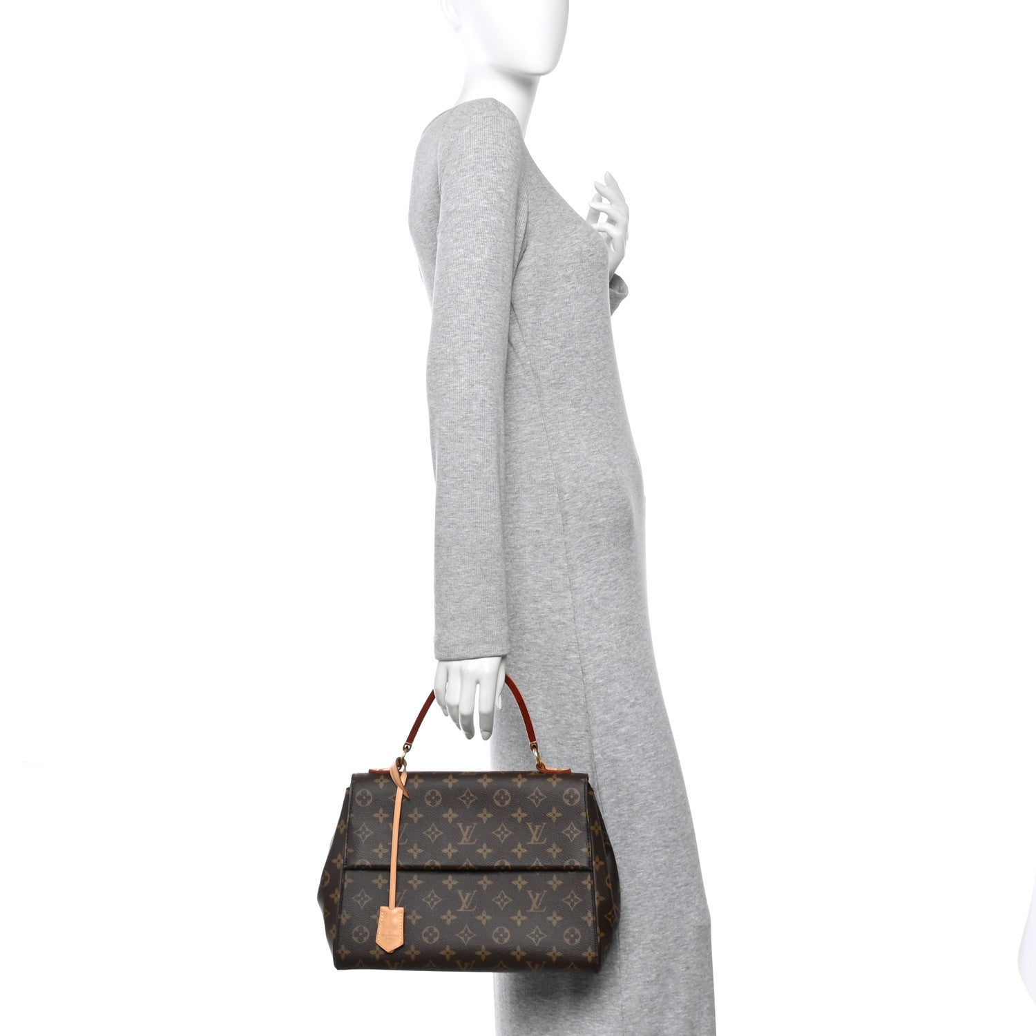 Louis Vuitton Monogram Cluny MM 2 of 11