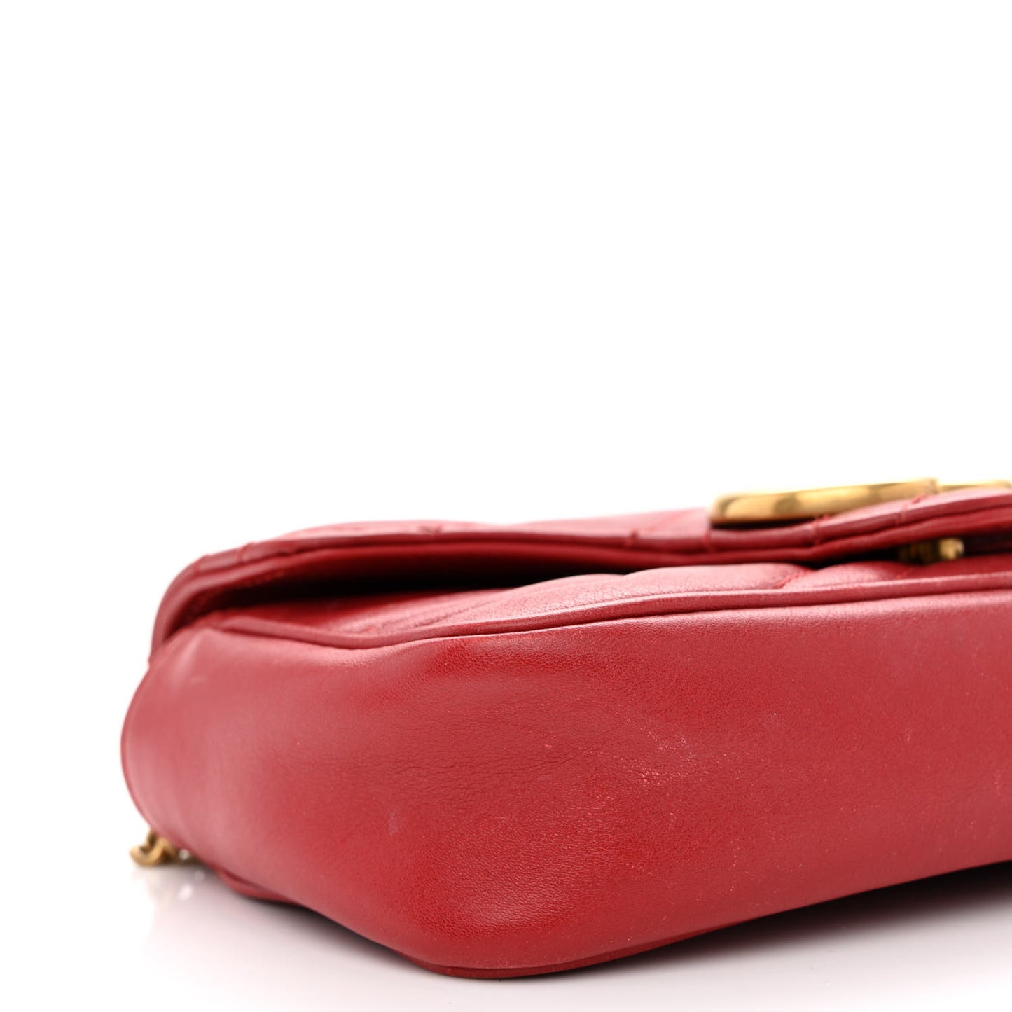 Calfskin Matelasse Super Mini GG Marmont Shoulder Bag Hibiscus Red
