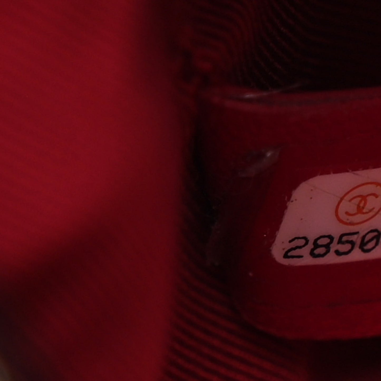 Aged Calfskin Quilted Medium Gabrielle Hobo Black