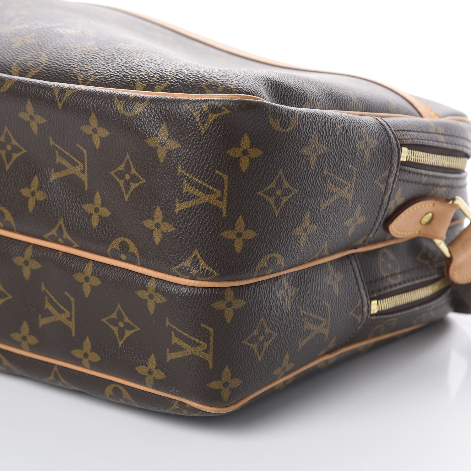Louis Vuitton Monogram Reporter GM 7 of 9