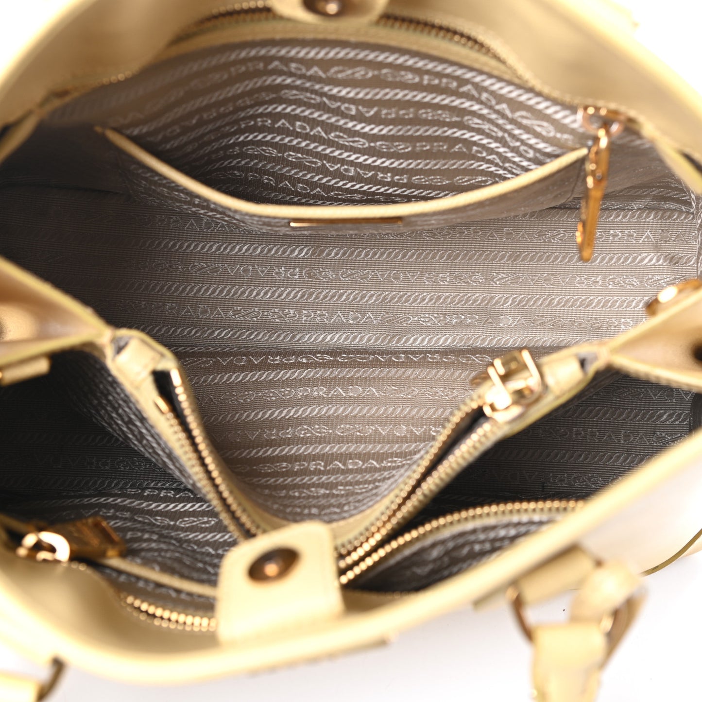 Saffiano Lux Open Promenade Tote Ananas