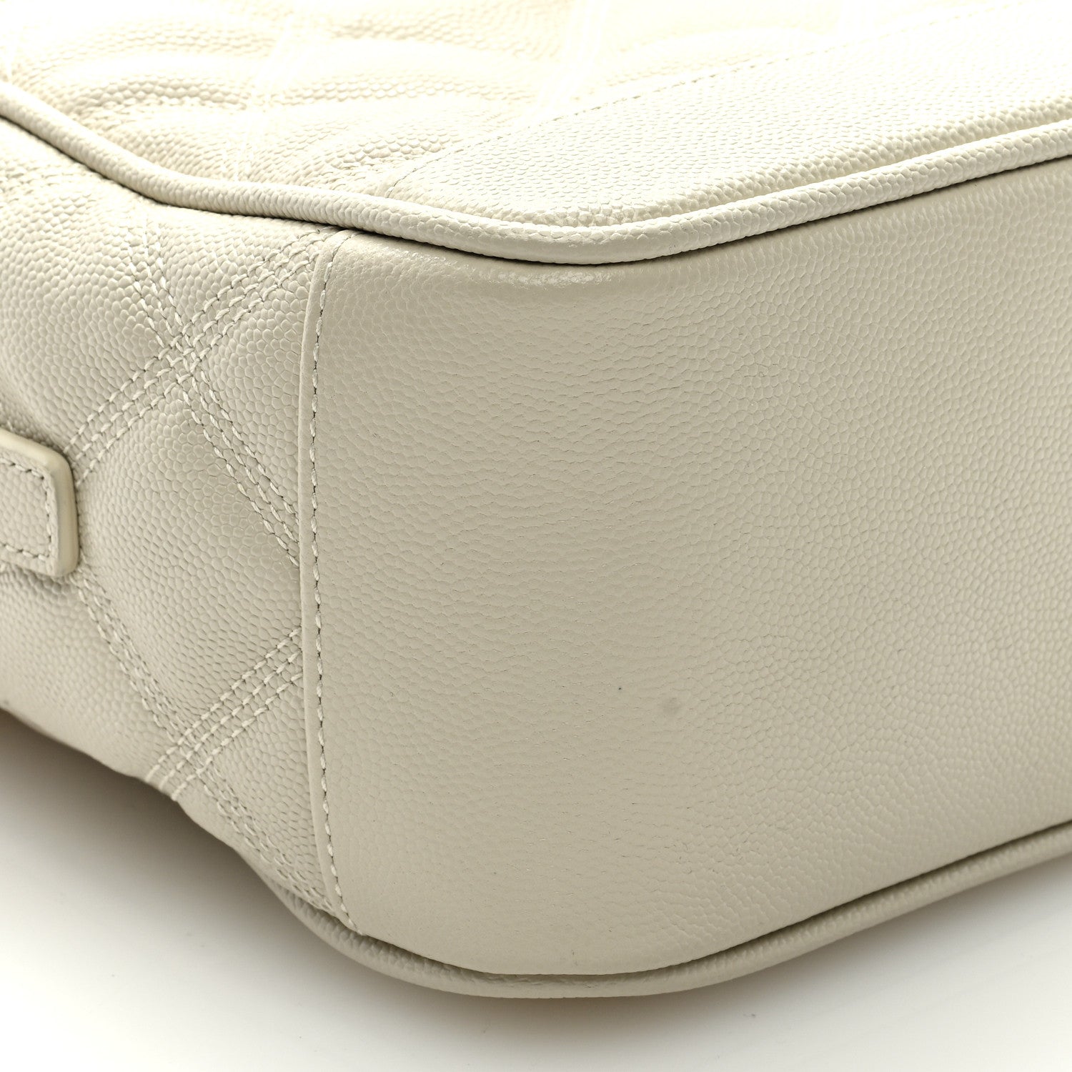 Saint Laurent Grain de Poudre Quilted 80's Vanity Bag Crema Soft 7 of 8