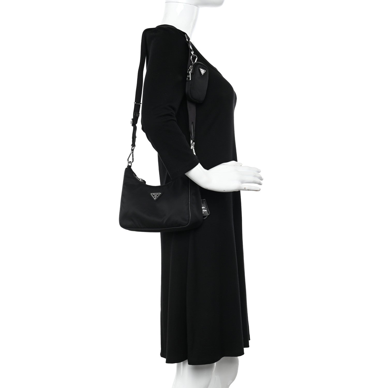 Prada Nylon Re-Edition 2005 Shoulder Bag Black 2 of 16
