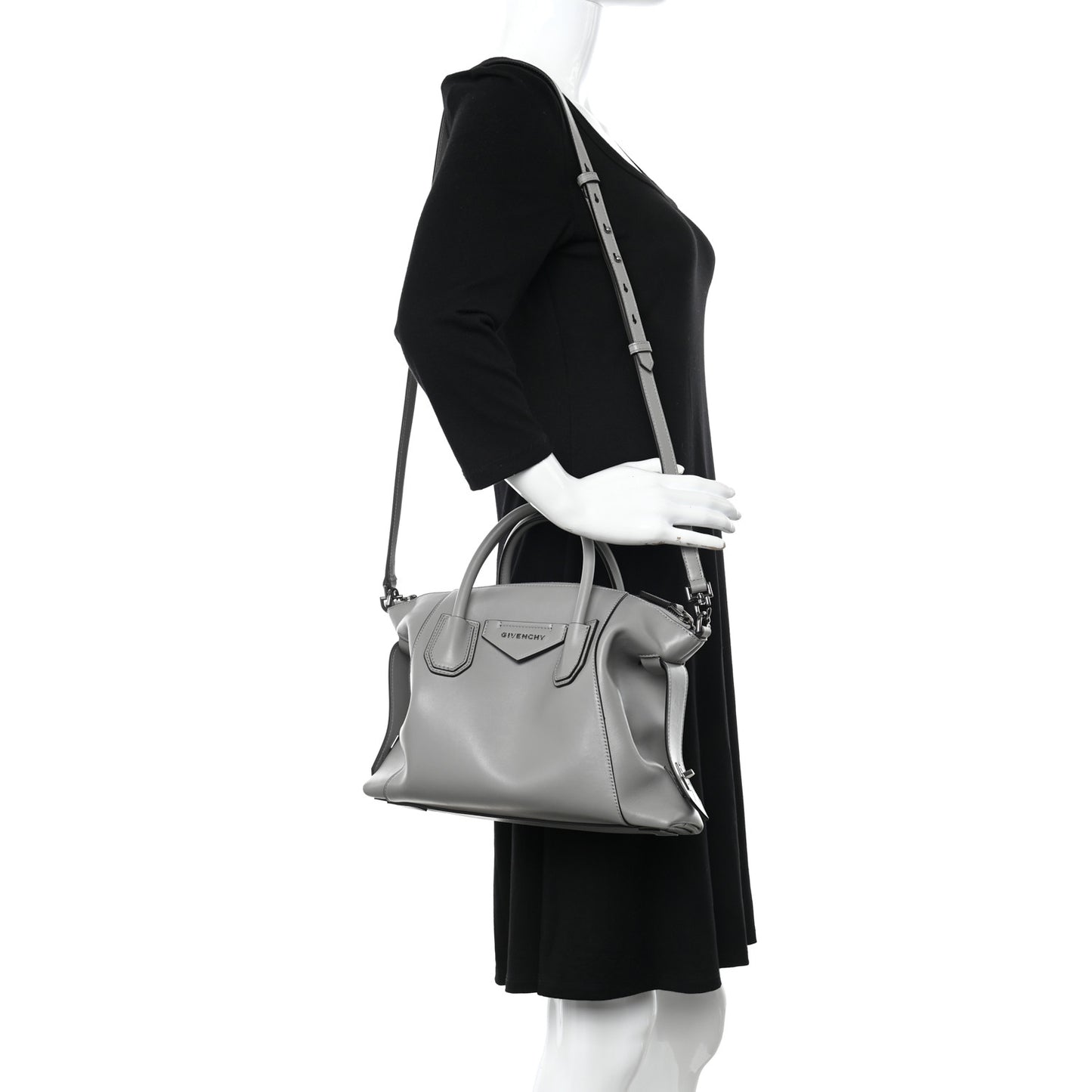 Calfskin Small Soft Antigona Pearl Grey