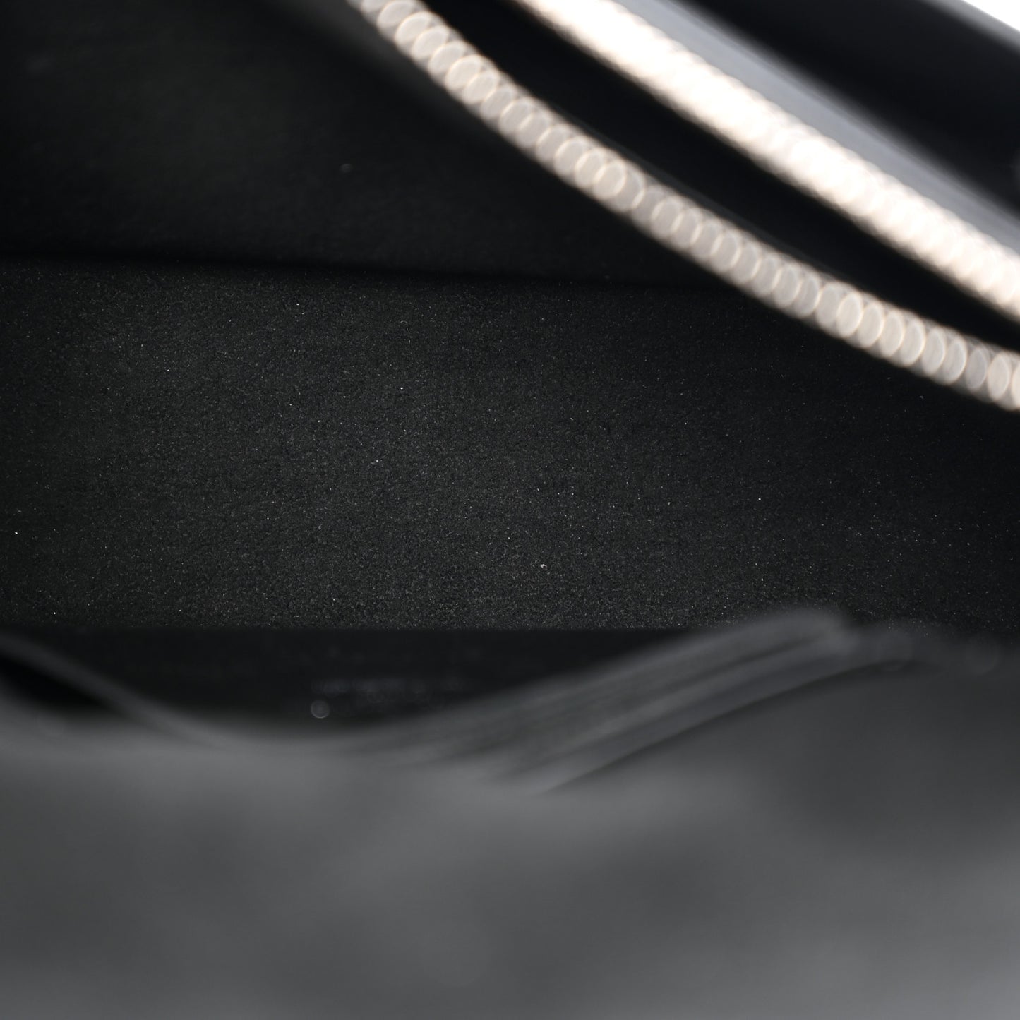 Soft Calfskin My Lockme Pochette Black