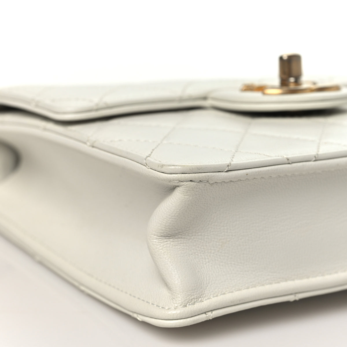 Goatskin Quilted Chic Pearls Flap White