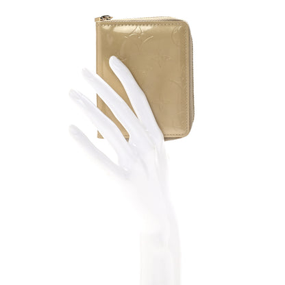 Louis Vuitton Vernis Broome Zip Wallet Beige 2 of 6