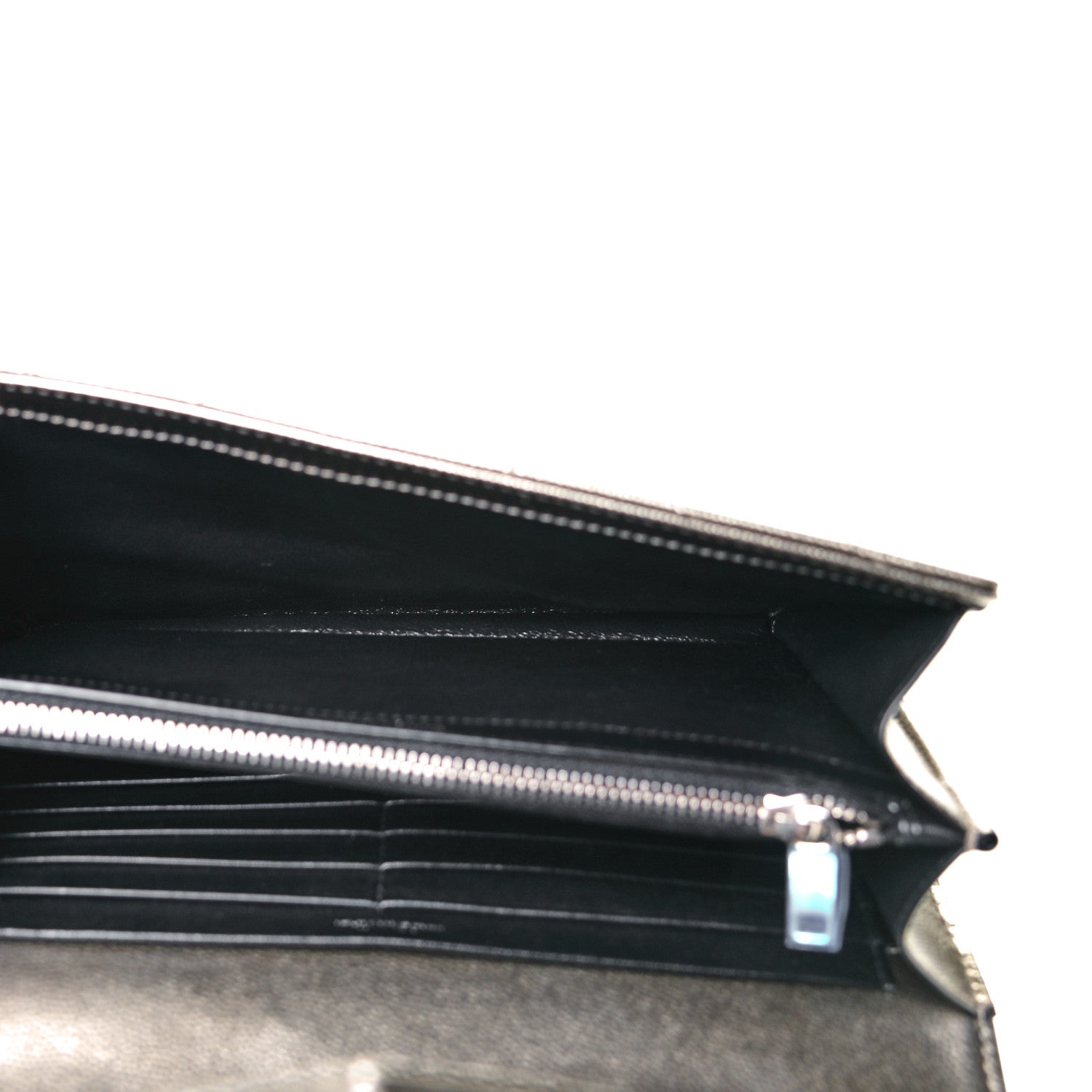 Saint Laurent Metallic Grain De Poudre Matelasse Chevron Monogram Chain Wallet Piombo 6 of 9