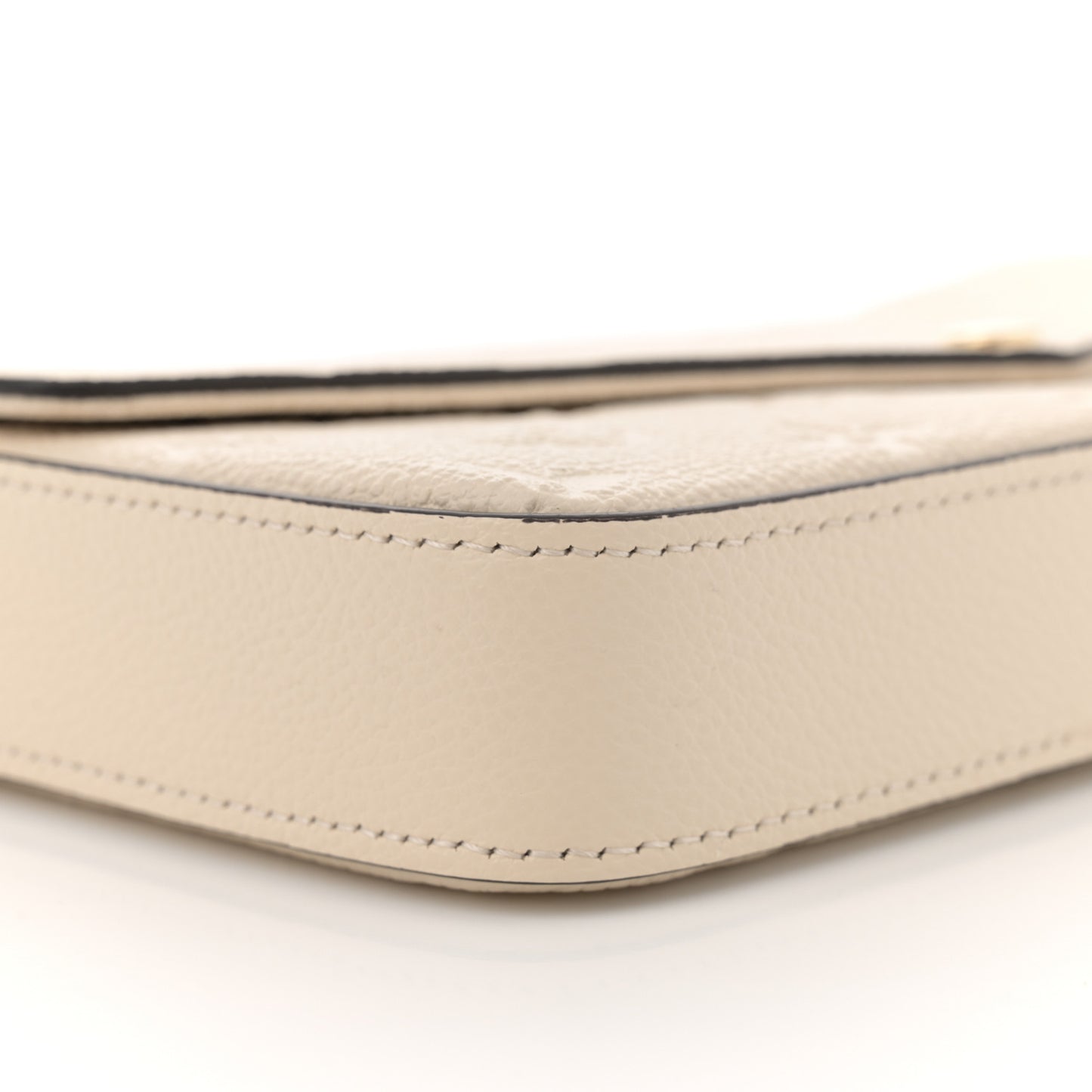 Empreinte Pochette Felicie Chain Wallet Cream
