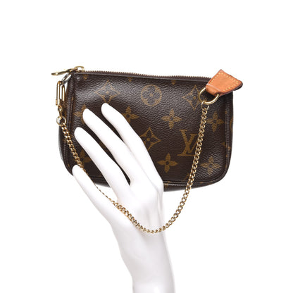 Louis Vuitton Monogram Mini Pochette Accessories 2 of 7