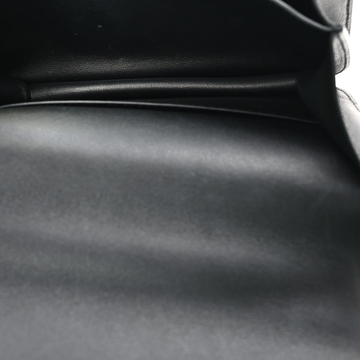 Swift Constance 18 Black